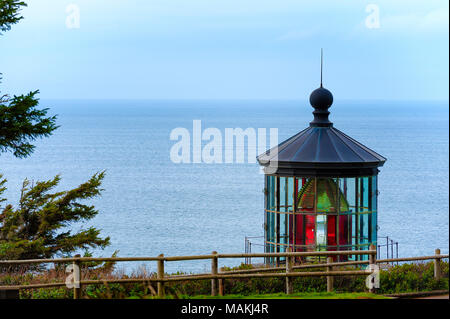 Cape Meares Leuchtturm erste Lit im Jahre 1890 auf der nördlichen Küste von Oregon in der Nähe von Netarts, Oregon Stockfoto