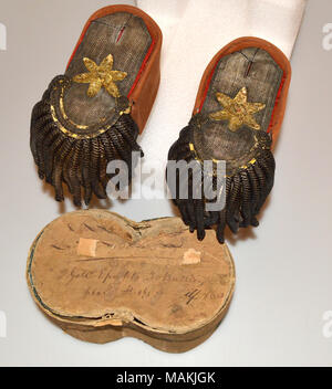 Silber Schulterklappen mit goldenen Sternen von William Clark auf, Brigadegeneral der Miliz von Louisiana territorialen Präsident Thomas Jefferson 1807 ernannt. Titel: Der allgemeine Schulterklappen von William Clark. 1808. Clark John H. Stockfoto