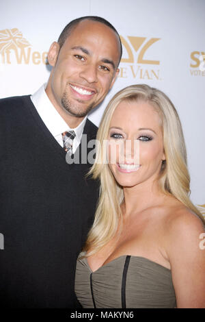 *** Foto *** Kendra Wilkinson KÜNDIGT SPLIT VON HANK BASKETT Hank Baskett und Kendra Wilkinson am OK! Magazin und Britweek Oscar Feier im Hotel in London, die am 25. Februar 2011 in West Hollywood, Kalifornien © MPI 01/MediaPunch Inc. Stockfoto