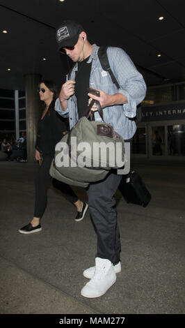 LOS ANGELES, Ca - 24. Juni: Channing Tatum ist gesehen am Los Angeles International Airport (LAX) am 24. Juni 2016 in Los Angeles, Kalifornien: Channing Tatum Stockfoto
