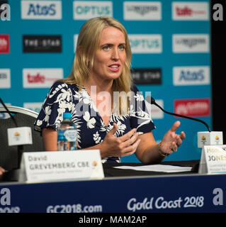 BROADBEACH - AUSTRALIEN 3. APRIL 18: Die Hon Kate Jones MP 016 Minister für die Commonwealth Games nimmt an der täglichen Pressekonferenz im Pressezentrum für die 2018 Commonwealth Games, Broadbeach, Gold Coast, Australien auf den 3. April 2018 Credit: Gary Mitchell, GMP-Media/Alamy leben Nachrichten Stockfoto