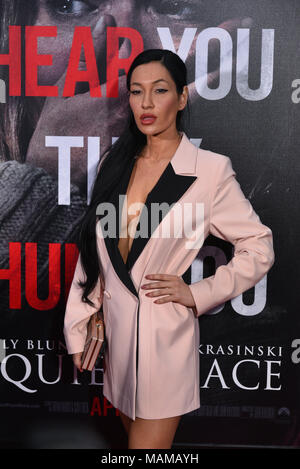 New York, USA. 2. April 2018. Mallory Funken besucht New York Premiere von "Ruhe" am 2. April 2018 in New York City. Credit: Erik Pendzich/Alamy leben Nachrichten Stockfoto