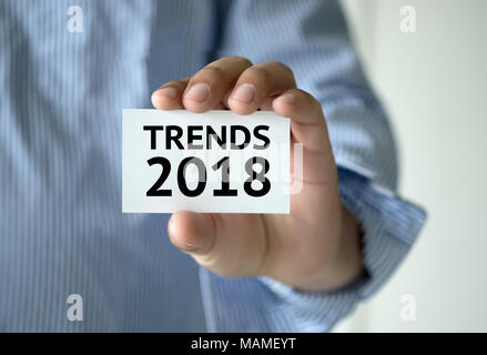Trends Inschrift 2018 trendige Mode Stil Stockfoto