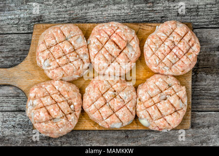 Raw Burger, Schweinefleisch, kochen Konzept, hausgemachte Stockfoto