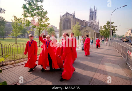 Vorsänger auf dem Dach des St. Peter's Kirche in Brighton City Centre Stockfoto