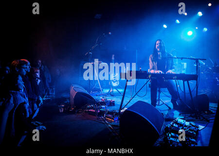 Dänemark, Kopenhagen - März 31., 2018. Der amerikanische Sänger, Songwriter, Musiker Jonathan Wilson führt ein Live Konzert bei VEGA in Copenghagen. (Foto: Gonzales Foto - Christian Hjorth). Stockfoto