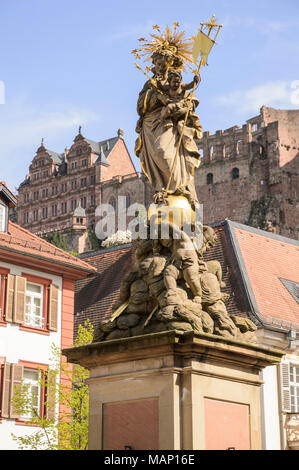 Kornmarkt mit Mariensäule und Blick aufs Schloss, Heidelberg, Baden-Württemberg, Deutschland Stockfoto