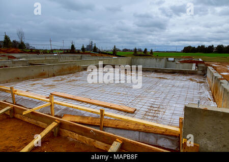 Grundlagen für Ruhm. Haus Stiftung Art. Neues Haus im Bau Stiftung Stockfoto