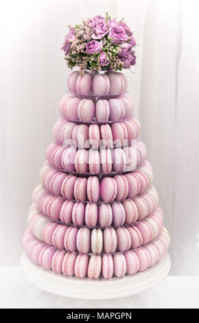 Lila Hochzeit Macarons Stockfoto