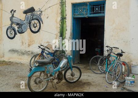 Straße Wandmalereien von Djerbahood in Tunesien Stockfoto