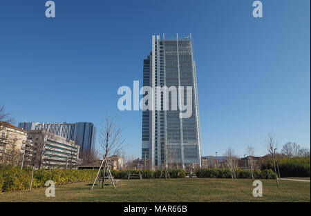 TURIN, Italien - ca. Februar 2018: Das neue Intesa San Paolo Hauptsitz von Renzo Piano entworfen sind die höchsten Wolkenkratzer in der Stadt Stockfoto