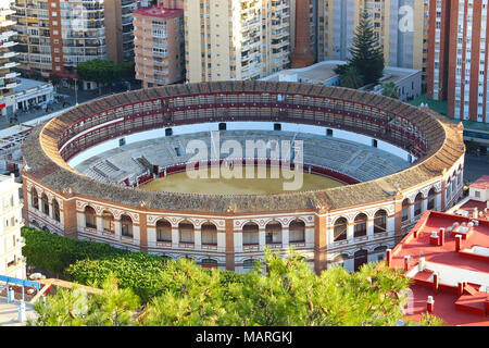 Luftaufnahme der Stierkampfarena (Plaza de Toros La Malagueta) in Malaga, Andalusien, Spanien Stockfoto