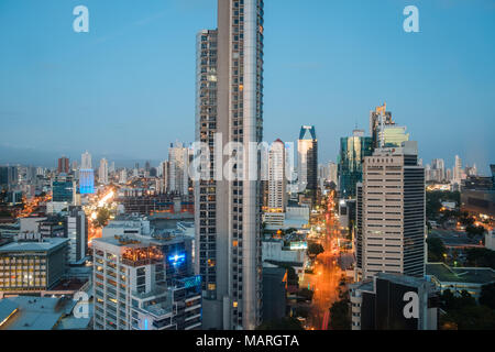 Panama City, Panama - März 2018: die Skyline von Panama City Business District am Abend Stockfoto