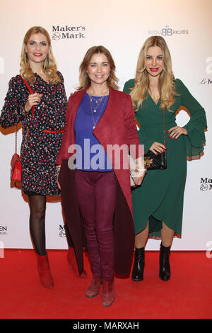 Late Night Shopping Party in der Hamburger Meile 03.03.2018 Mit: Tanja Buelter, Tina Ruland, Xenia Seebrg Wo: Hamburg, Deutschland Wann: 04 Mar 2018 Credit: Becher/WENN.com Stockfoto