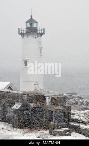 Portsmouth Harbour Leuchtturm bei einem schneesturm Schneesturm in New Hampshire. Stockfoto