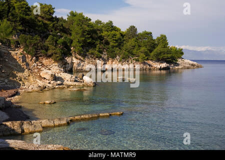 Die kleine Insel von Aghios Nikolaos, gerade weg von Gaios, Paxos, Griechenland Stockfoto