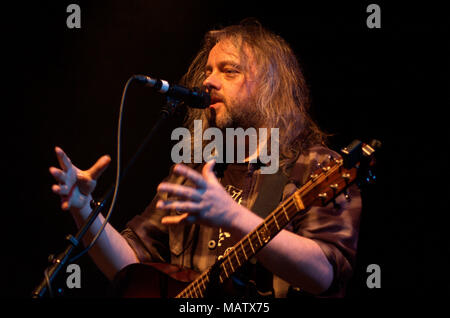 Adrian Edmondson und die schlechten Hirten an der Komedia, Badewanne, Oktober 2014 Stockfoto