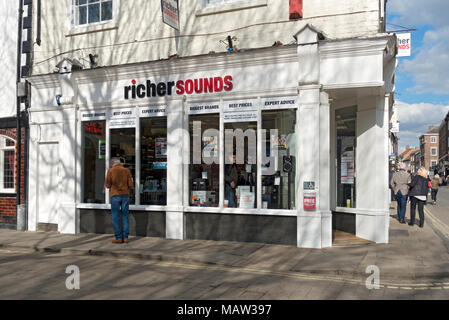 Richer Sounds Laden Ladengeschäft im Stadtzentrum York North Yorkshire England UK Vereinigtes Königreich GB Großbritannien Stockfoto