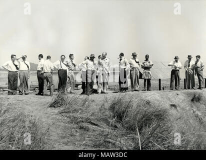 Drücken Sie Party im Polder, Rhodesian Auswahl Vertrauen, Kafue Pilot Polder, Sambia, Süd Rhodesien 1957 Stockfoto