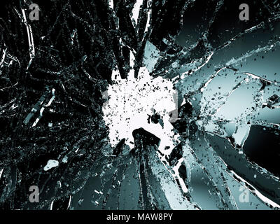 Stücke zerbrochen oder zertrümmerten Glas auf Weiß. 3D-Illustration, 3D-Rendering Stockfoto