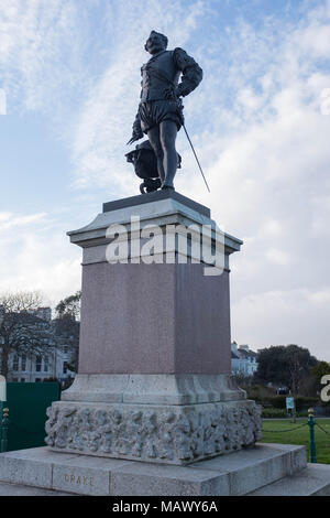 Statue von Sir Francis Drake auf Plymouth Hoe, Plymouth, Devon, Großbritannien Stockfoto