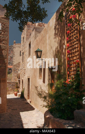 Straße bei "versteckte Stadt' von Monemvasia am Peloponnes in Griechenland Stockfoto