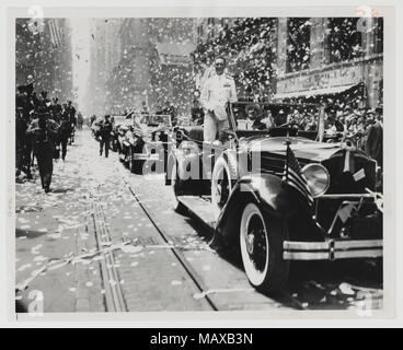 Ticker Tape Parade für Admiral Richard E. Byrd Rückkehr aus der Antarktis, New York City, 1930 Stockfoto