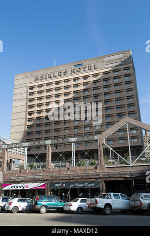 Fassade des New Ambassador Hotel Harare, Simbabwe. Das luxuriöse Hotel für Business in 1915 geöffnet. Stockfoto