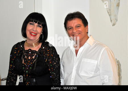 Sandra mo mit Valentino frueher mit Jan Gregor Stockfoto