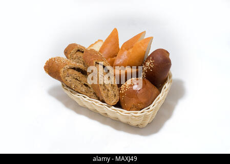 Brot muffin Mohn Sesam auf weißem Hintergrund Stockfoto