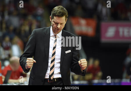 München, Deutschland. 04 Apr, 2018. 04 April 2018, Deutschland, München: Basketball, Bundesliga, FC Bayern München vs. Ratiopharm Ulm. Der Ulmer Trainer Thorsten Leibenath. Credit: Andreas Gebert/dpa/Alamy leben Nachrichten Stockfoto