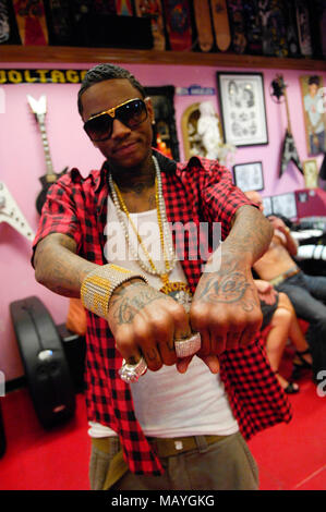 Deandre Weise alias Soulja Boy Tell'Em bei Kat Von D High Voltage Tattoo am 25. September in Los Angeles, Kalifornien 2009. Stockfoto