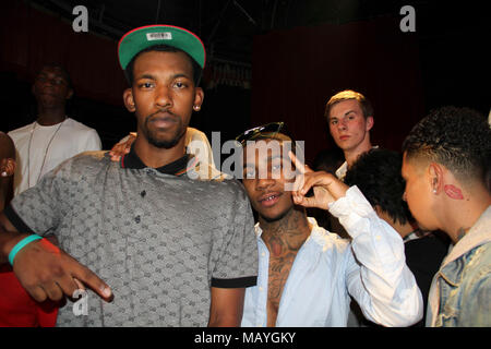 Lil B basierend auf Gott (r) nimmt an soulja Boy Tell'Em aka Deandre Weg 20. Geburtstag im Hochland in Hollywood, Ca. Stockfoto