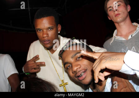 Reiche Junge und Lil B basierend auf Gott nimmt an soulja Boy Tell'Em aka Deandre Weg 20. Geburtstag im Hochland in Hollywood, Ca. Stockfoto