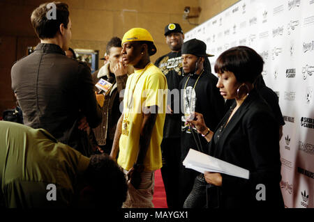 Khleo Thomas, Deandre Weise alias Soulja Boy und JBar an Snoop Dogg Malice n Wonderland Premiere am 22. März 2010 in Los Angeles, Kalifornien. Stockfoto