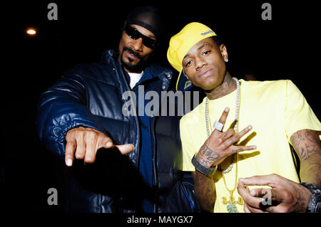 Snoop Dogg und Deandre Weise alias Soulja Boy an Snoop Dogg Malice n Wonderland Premiere am 22. März 2010 in Los Angeles, Kalifornien. Stockfoto