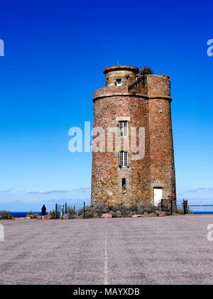 Der alte Leuchtturm Phare, Cap Frehel, Costa Smeralda, Côte d'Émeraude, Bretagne, Frankreich Stockfoto