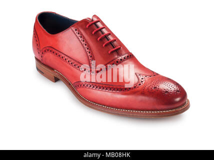 Studio Aufnahme eines Mans rot Leder brogue isoliert auf Weiss - Johannes Gollop Stockfoto