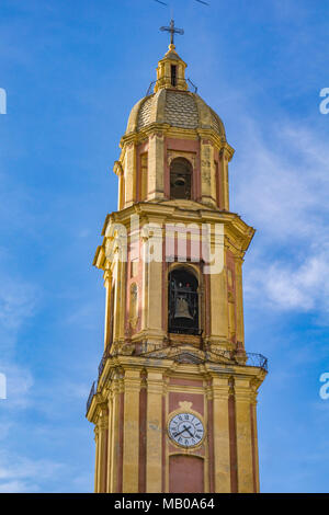 Glockenturm und Kuppel der Basilika von San Gervasio e Protasio in Rapallo, Italien Stockfoto