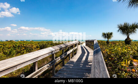 Die Brücke zum Strand von Sanibel Island, Florida, USA Stockfoto