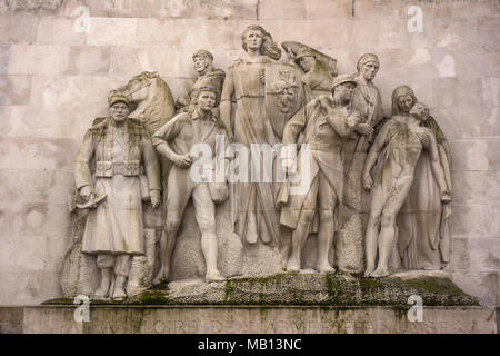 Ersten Weltkrieg Memorial (Skulptur von Paul Landowski) an der Wand der Friedhof Passy, Paris, Frankreich Stockfoto