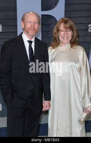 Vanity Fair Oscars Partei 2018 wurde im Wallis Annenberg Center für Darstellende Künste in Beverly Hills, Kalifornien Mit: Ron Howard, Cheryl Howard Wo: Los Angeles, Kalifornien, Vereinigte Staaten, wenn: 04 Mar 2018 Credit: Sheri Determan/WENN.com gehalten Stockfoto