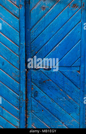 Nahaufnahme von schönen Vintage blau Holztür. Stockfoto
