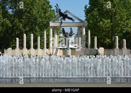 Gedenkstätte für die Opfer der deutschen Besatzung Ungarns im Jahr 1944 auf dem Platz der Freiheit Szabadság ter in Budapest - Ungarn. Stockfoto