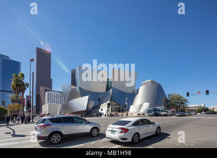 Die Walt Disney Concert Hall in 111 South Grand Avenue in Downtown Los Angeles, Kalifornien, USA Stockfoto