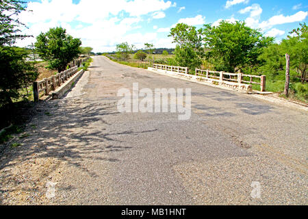 Brücke, Straße PB-073, Paraíba, Brasilien Stockfoto