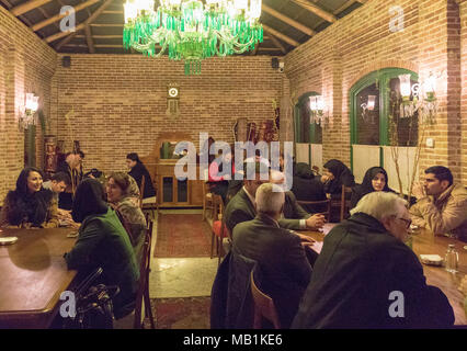 Voll, Coffeeshop, Negarestan Palace, Teheran, Iran Stockfoto