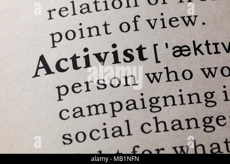 Fake Wörterbuch, Wörterbuch Definition des Wortes Aktivist. Einschließlich der wichtigsten beschreibende Wörter. Stockfoto