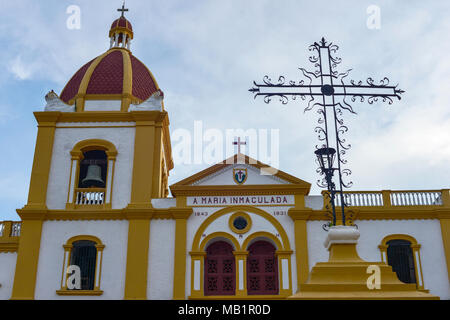 Kirche der Unbefleckten Empfängnis in Mompox, Kolumbien. Stockfoto