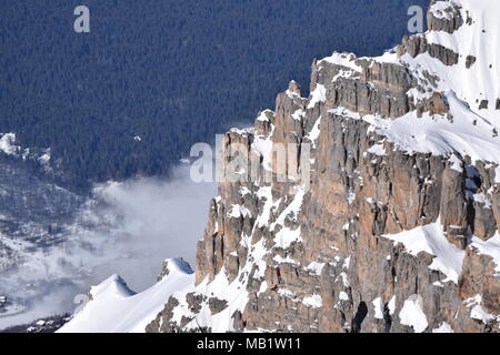 Mit Blick auf die Gipfel von Courchevel von Verdon Stockfoto